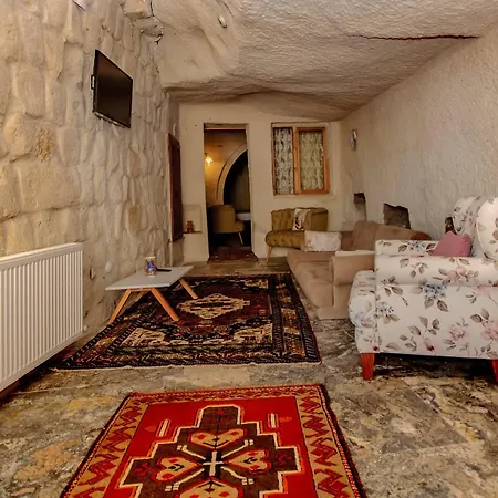 Nessa Cave Göreme