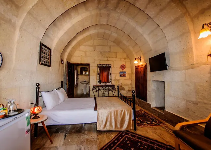 Nessa Cave 2* غوريمِيه